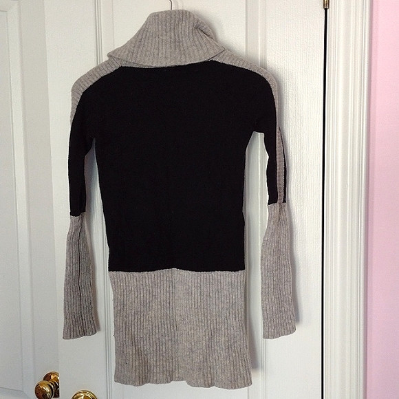 Bedo, black and grey, xs, turtleneck sweater - Picture 3 of 3